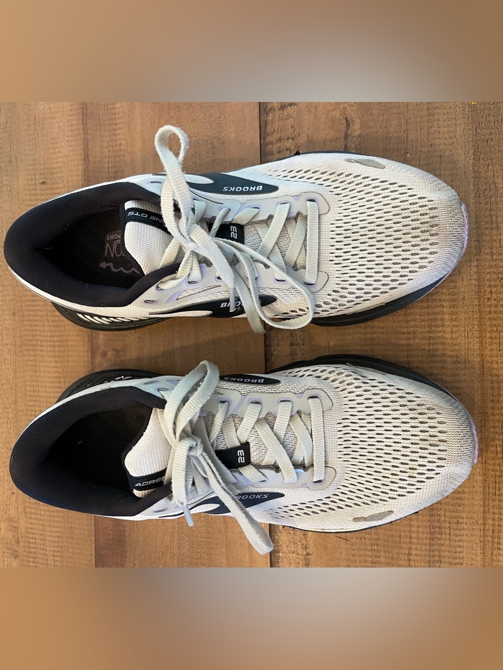 Brooks White and Black Mesh Running Sneakers